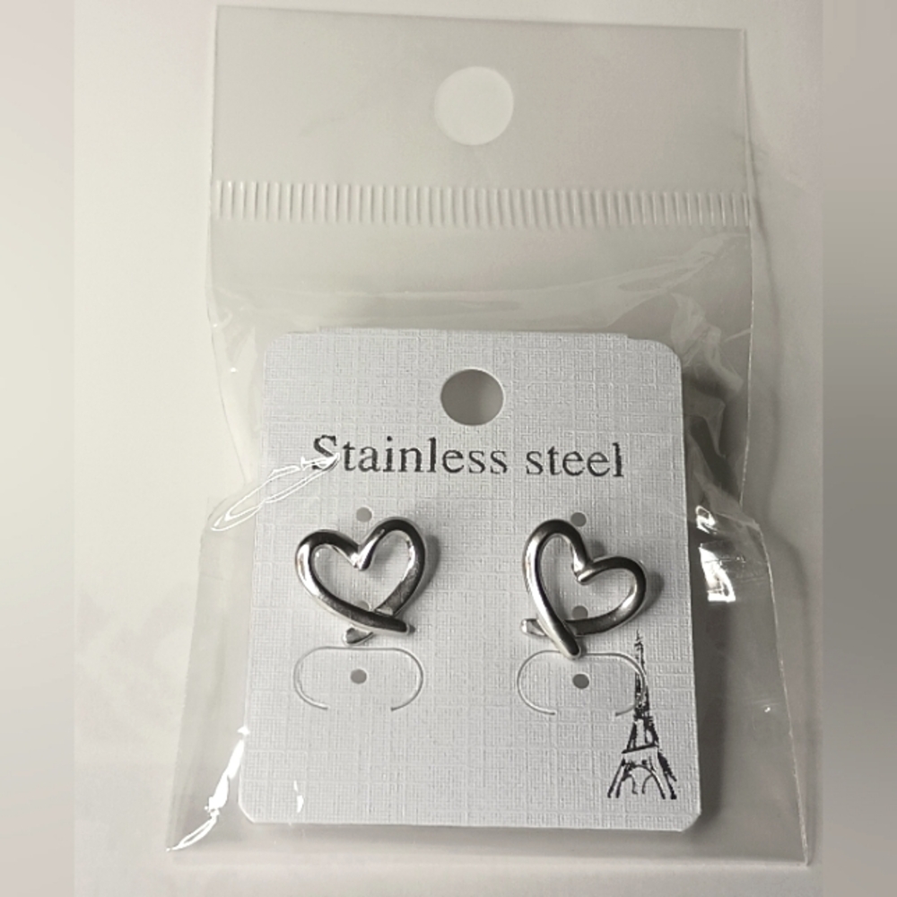 NWT Stainless Steel Heart Earrings - Picture 2 of 5